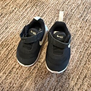 Nike Kids Navy and White Sneakers